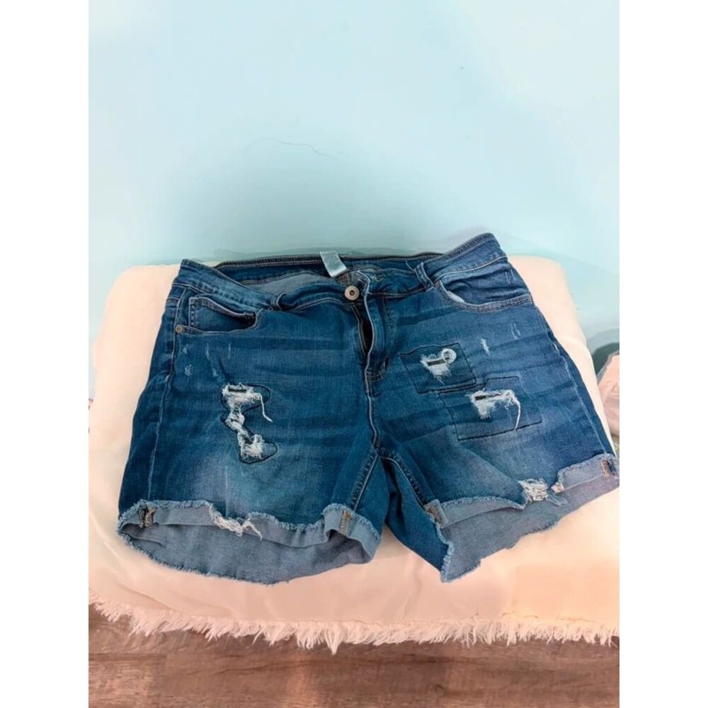 Maurice’s Jean Shorts women’s size 18